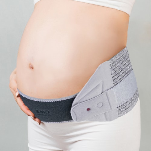 Ortótese sacrolombar elástica para a gravidez para um maior apoio. Indicado para dor lombar, sacroilíaca ou pélvica e desconforto durante a gravidez. Alivia as dores lombares e pélvicas durante a gravidez. Proporciona apoio e suporte constante.